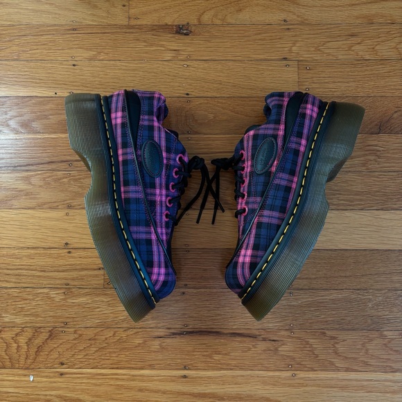 new! dr. martens buzz 5 eye tartan black + pink eu 38 us 7 - Picture 8 of 10
